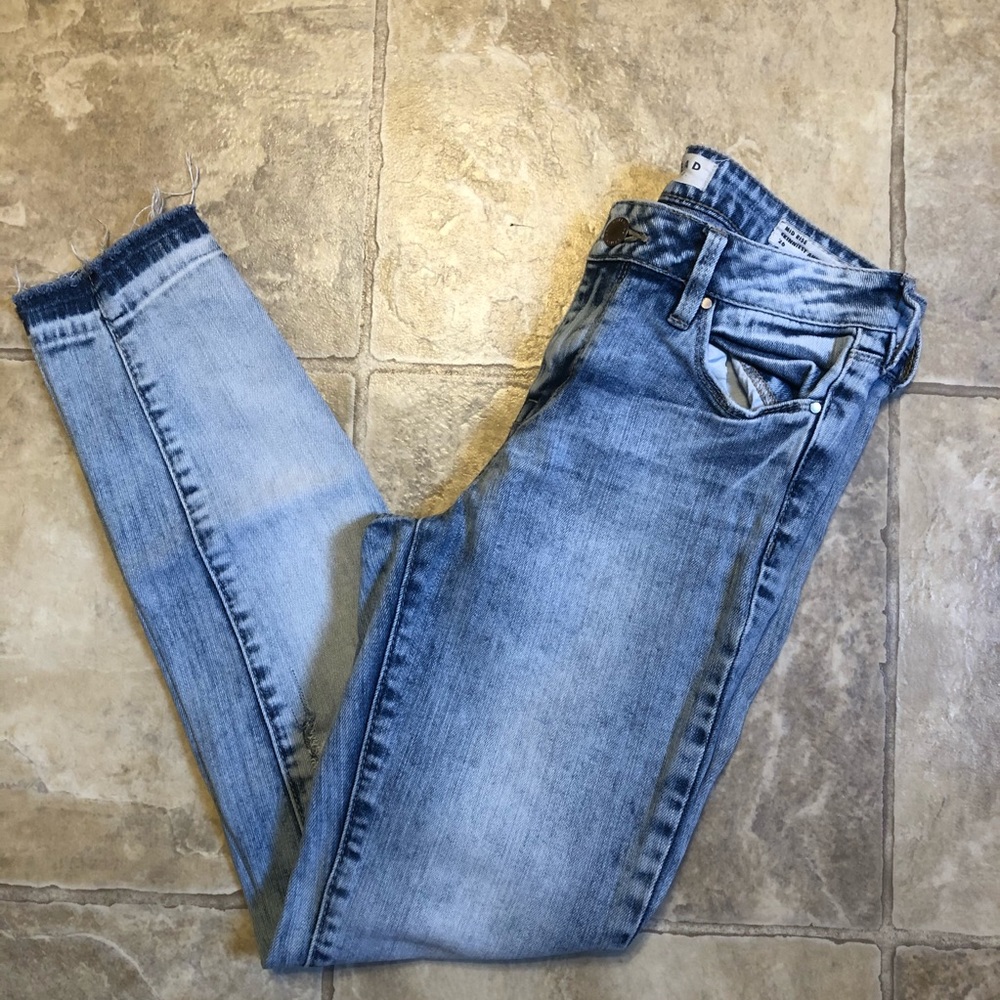 Bullhead Jeans - Picture 2 of 6